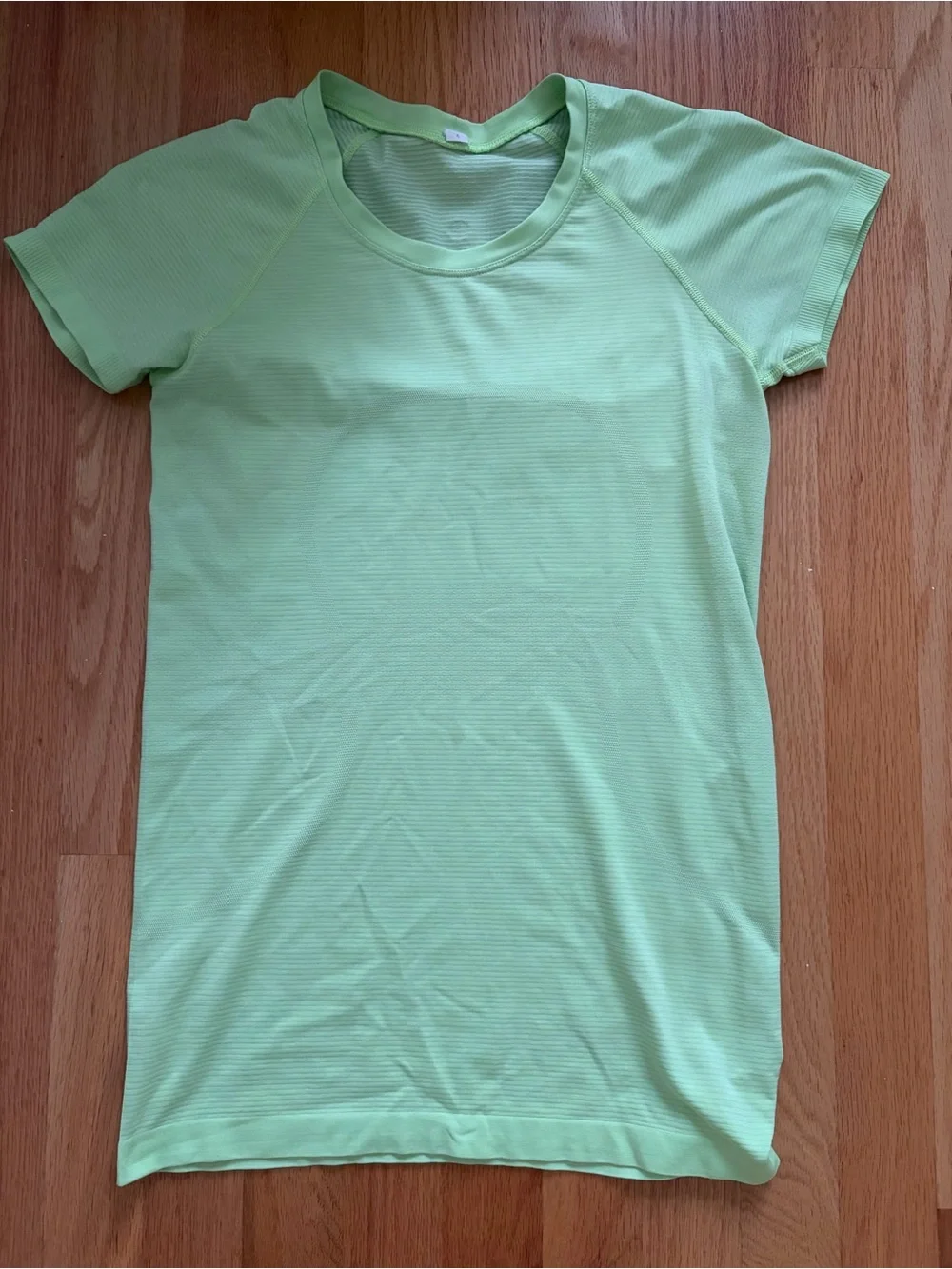 lululemon athletica Light Green Short Sleeve Athletic Tee